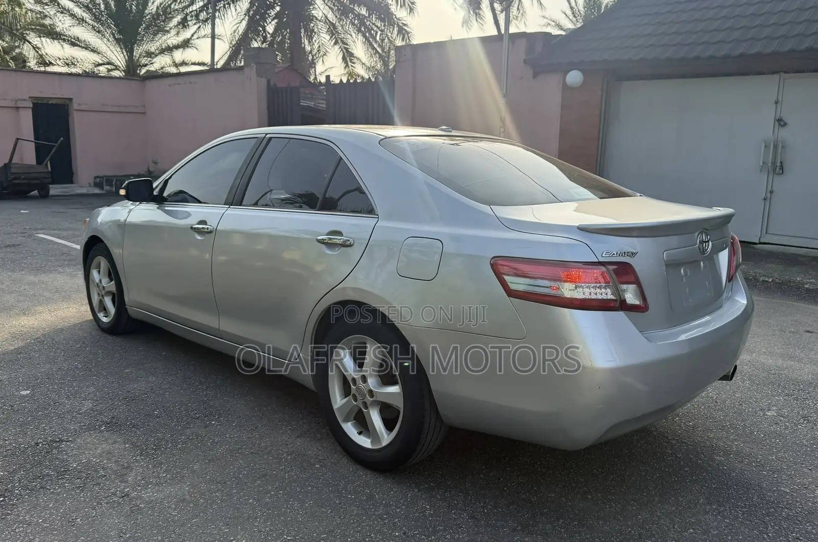 Toyota Camry 2011 Silver