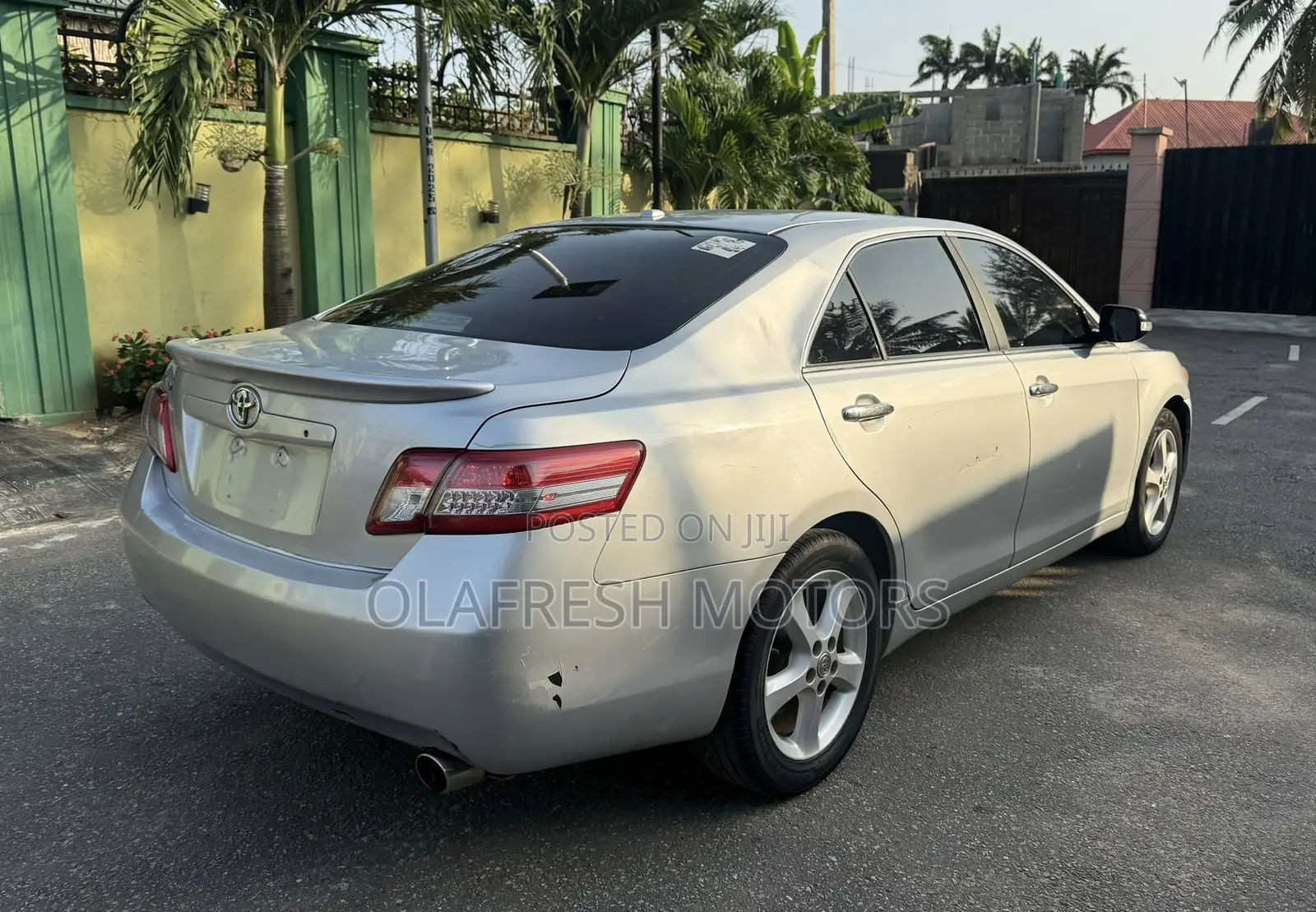 Toyota Camry 2011 Silver