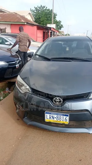 Toyota Camry L 4dr Sedan (2.5L 4cyl 6A) 2013 Silver