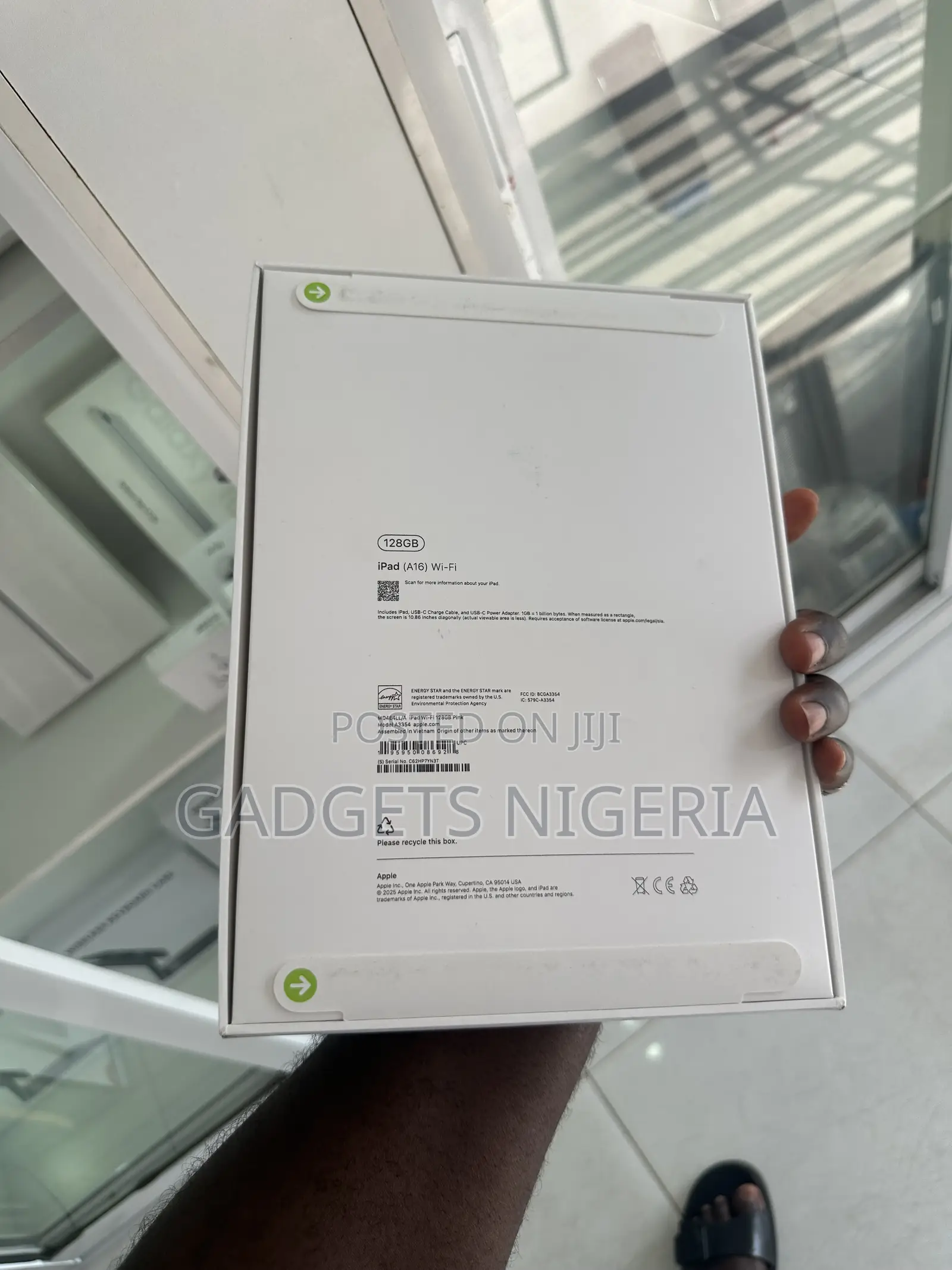 New Apple iPad (2025) 128 GB Pink