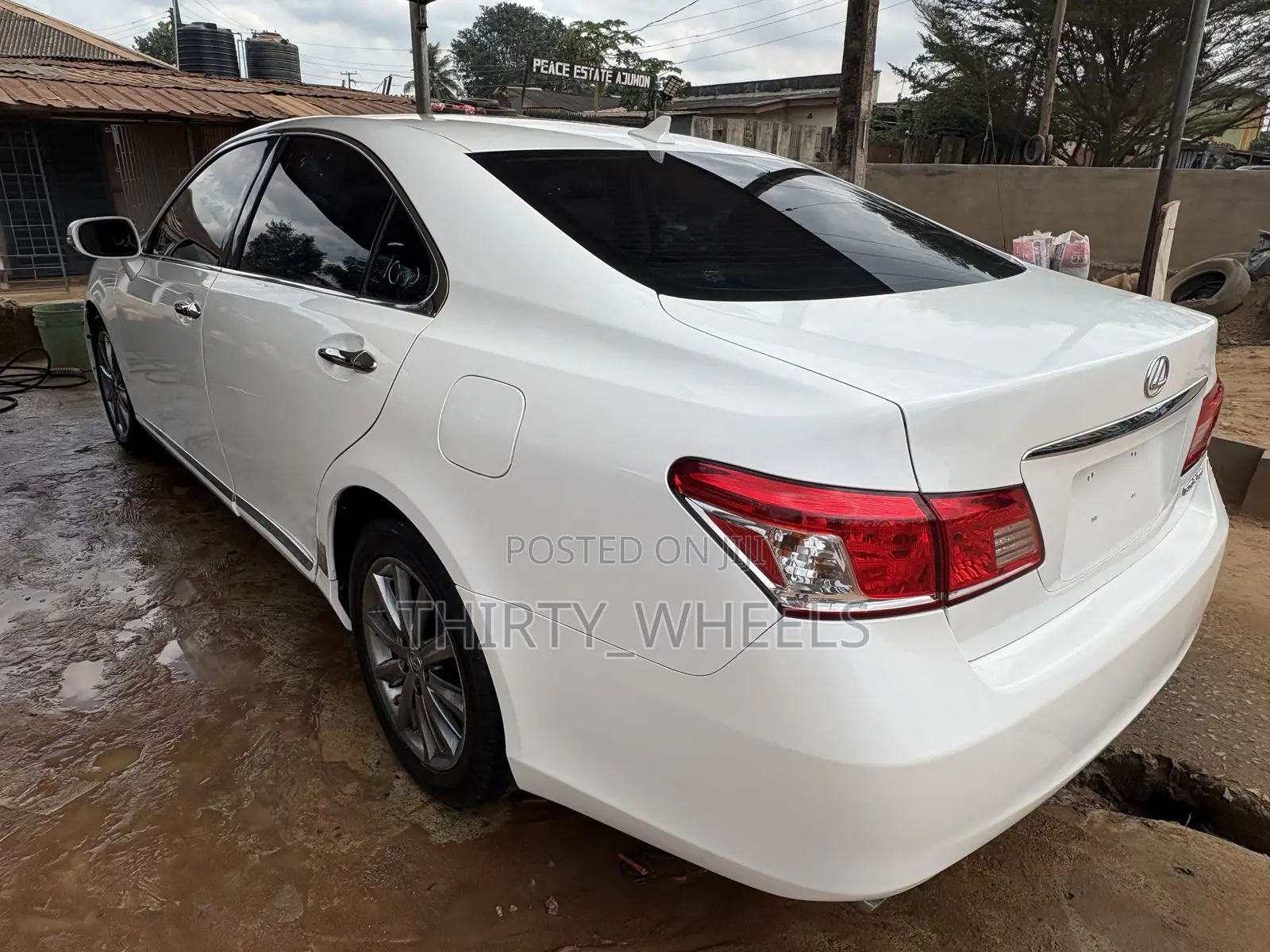 Lexus ES 350 2011 White