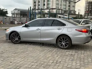 Toyota Camry 2016 Gray