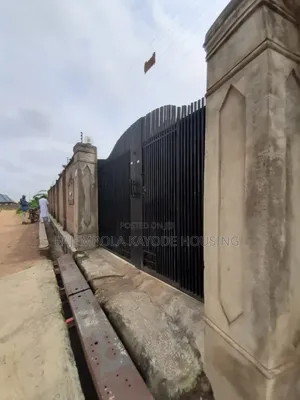 Mini Flat in Oluwo, Alakia for rent