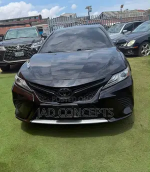 Toyota Camry XSE (2.5L 4cyl 8A) 2019 Black