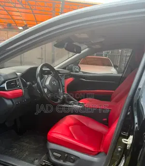 Toyota Camry XSE (2.5L 4cyl 8A) 2019 Black