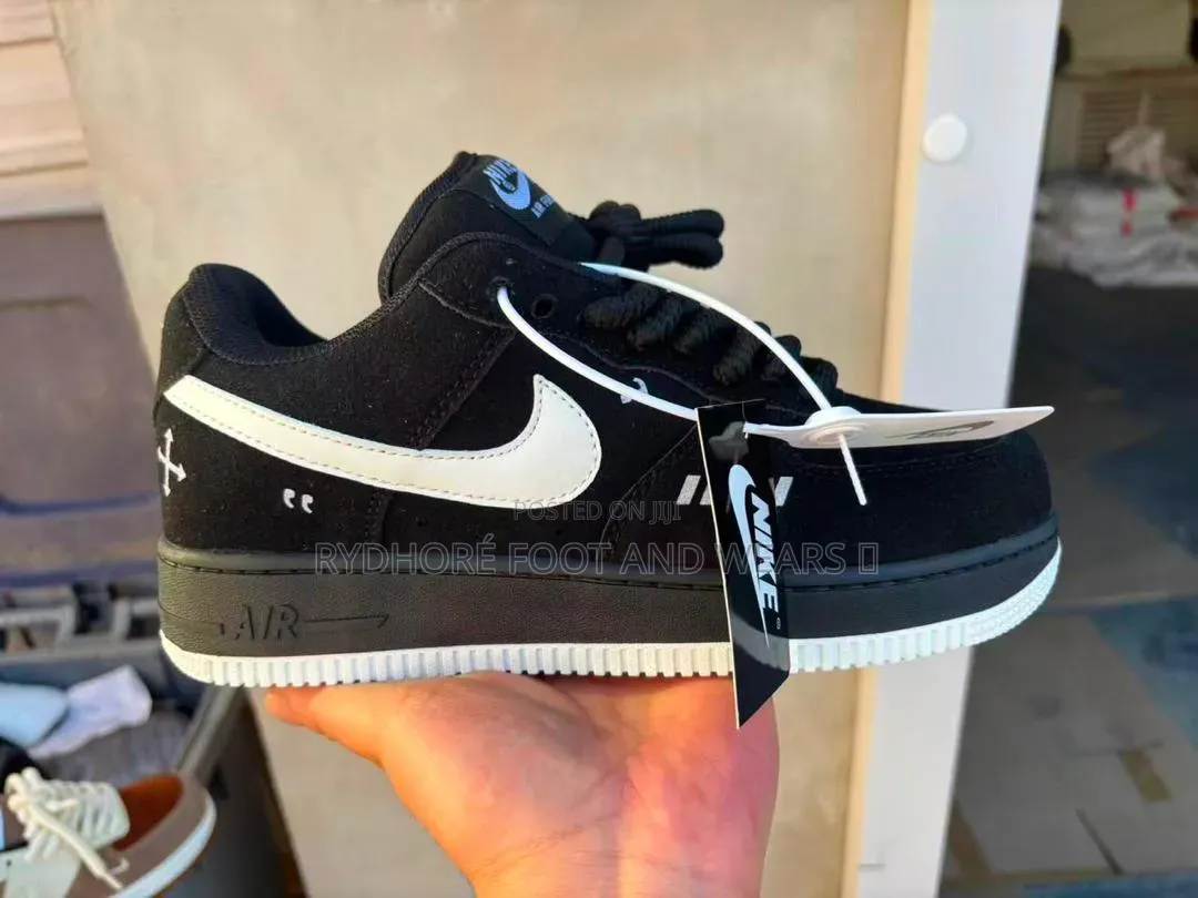 Nike Sneakers