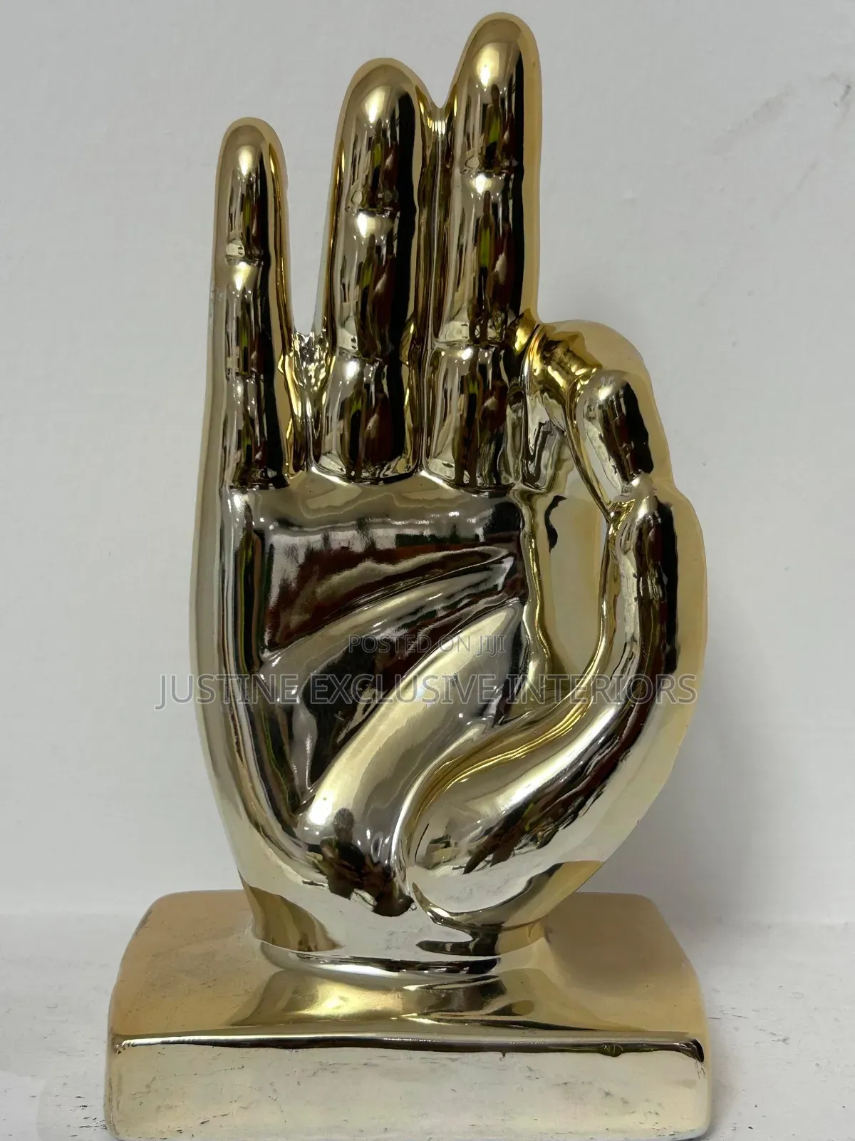 Luxury Decorative Sculptures