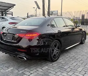 Mercedes-Benz C300 2023 Black