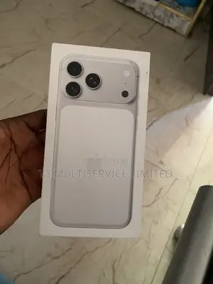 New Apple iPhone 17 Pro Max 256 GB Silver