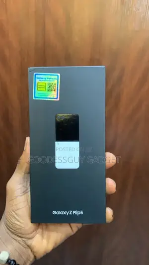 New Samsung Galaxy Z Flip 5 256 GB Black