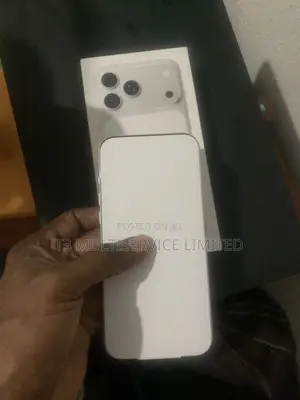 New Apple iPhone 17 Pro Max 256 GB Silver
