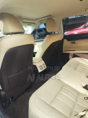 Lexus ES 2016 White
