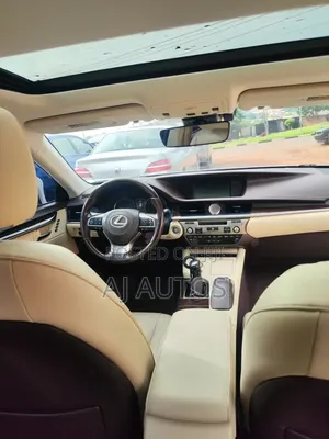 Lexus ES 2016 White
