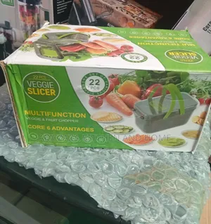 22-Piece Multifunctional Veggie Slicer and Fruit Chopper.