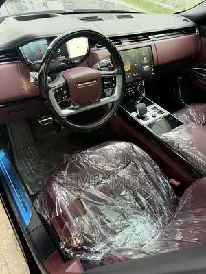 Land Rover Range Rover Vogue 2023 Black