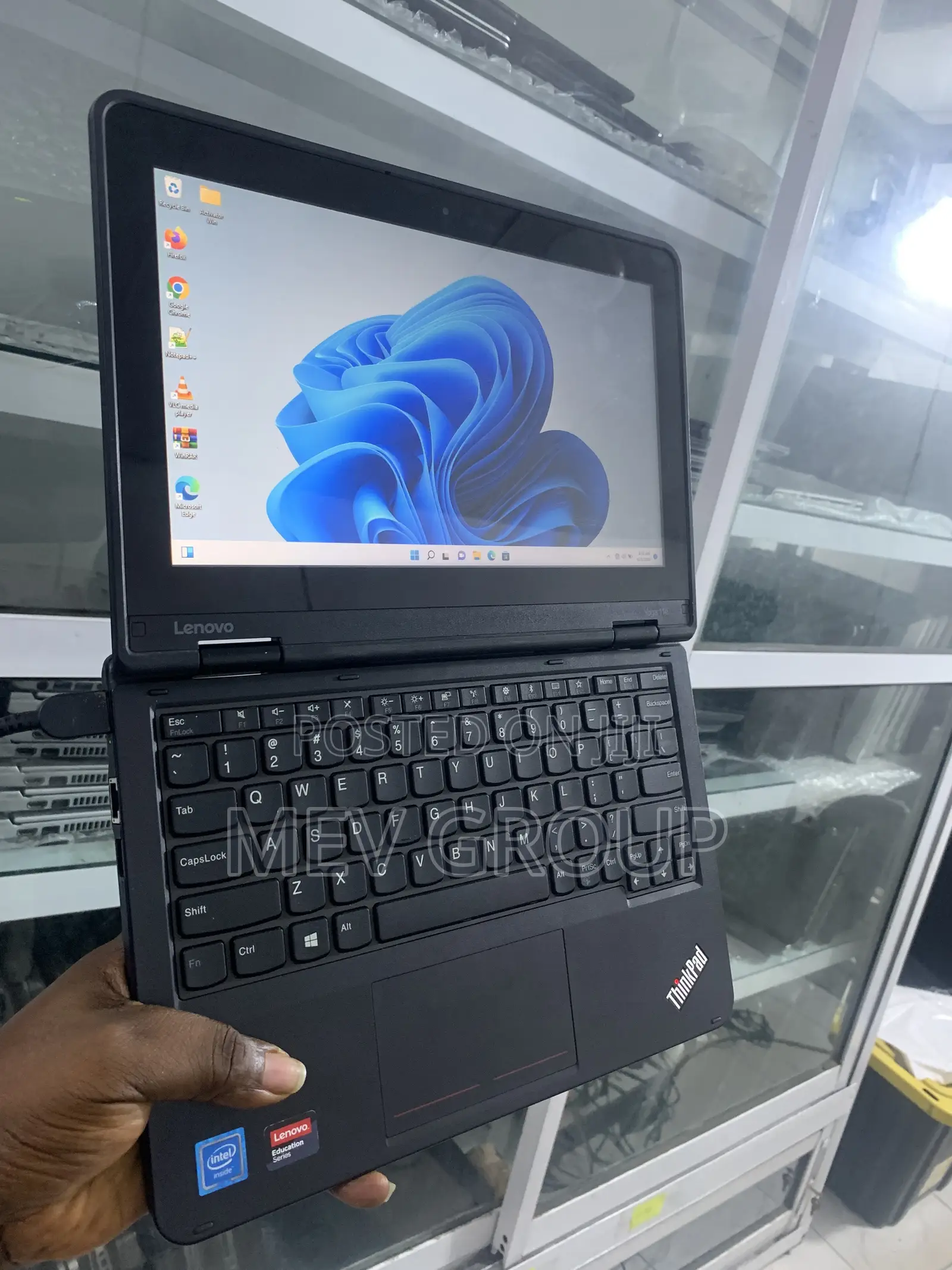 Laptop Lenovo 100e 8GB Intel Pentium SSD 128GB