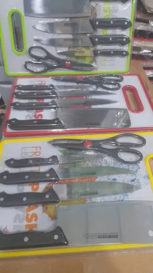 Set of Knives With Chopping Board Foe Souvenir