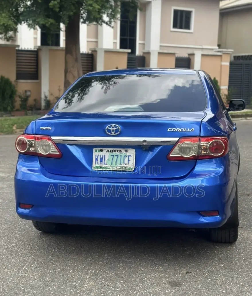 Toyota Corolla 2012 Blue