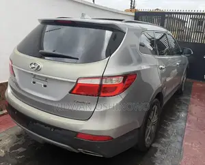 Hyundai Santa Fe Limited 4dr SUV (3.3L 6cyl 6A) 2014 Silver