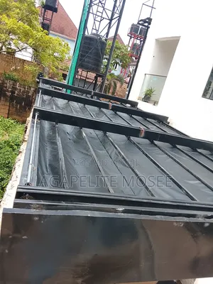 Retractable Roof
