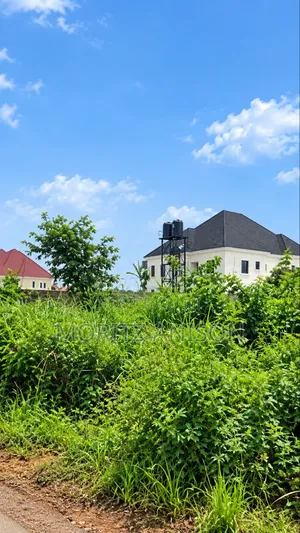 570sqm of Land