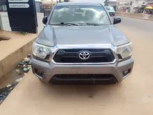 Toyota Tacoma 2013 Gray
