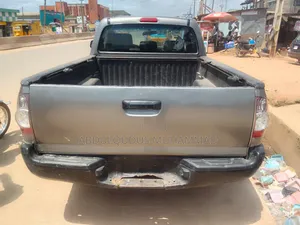 Toyota Tacoma 2013 Gray