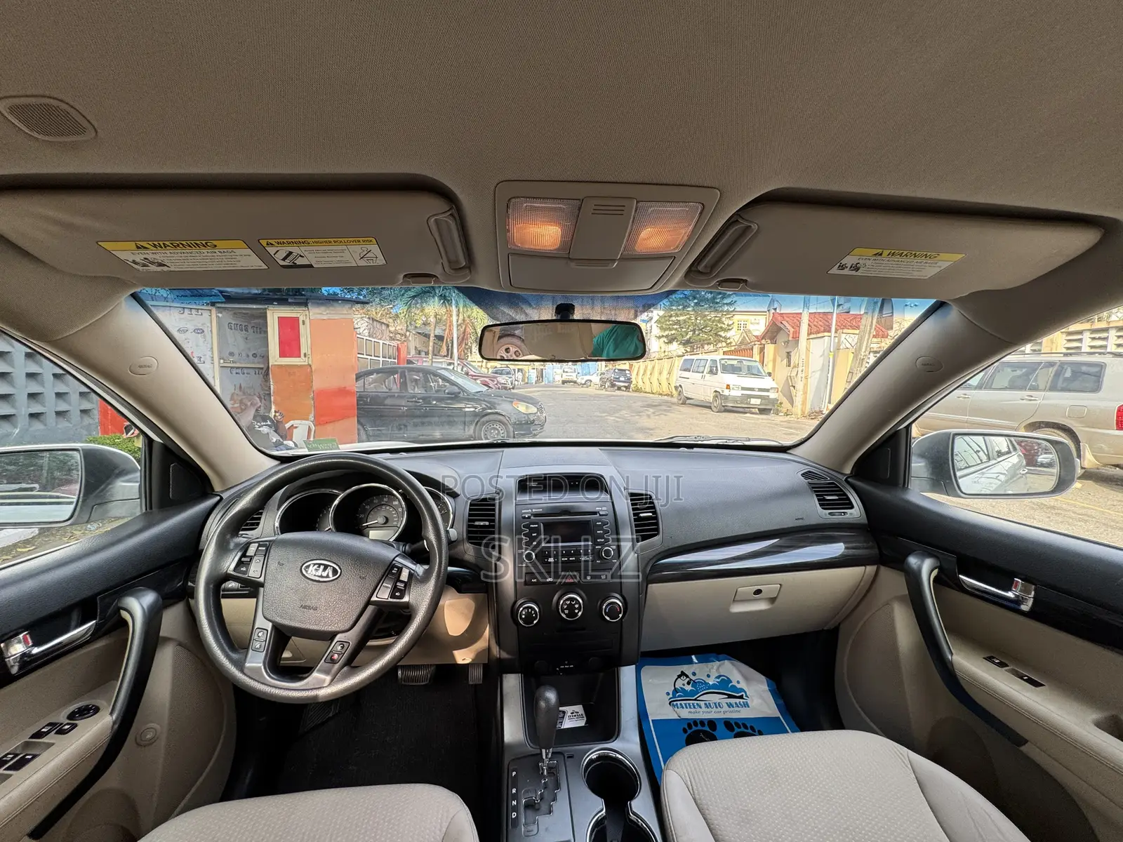 Kia Sorento 2010 White