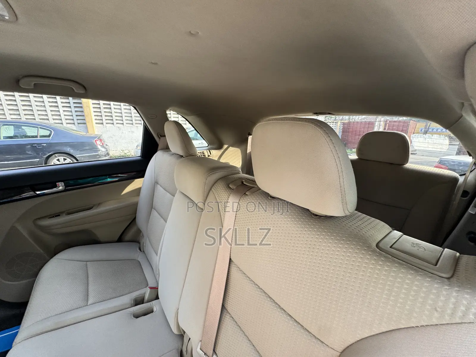 Kia Sorento 2010 White