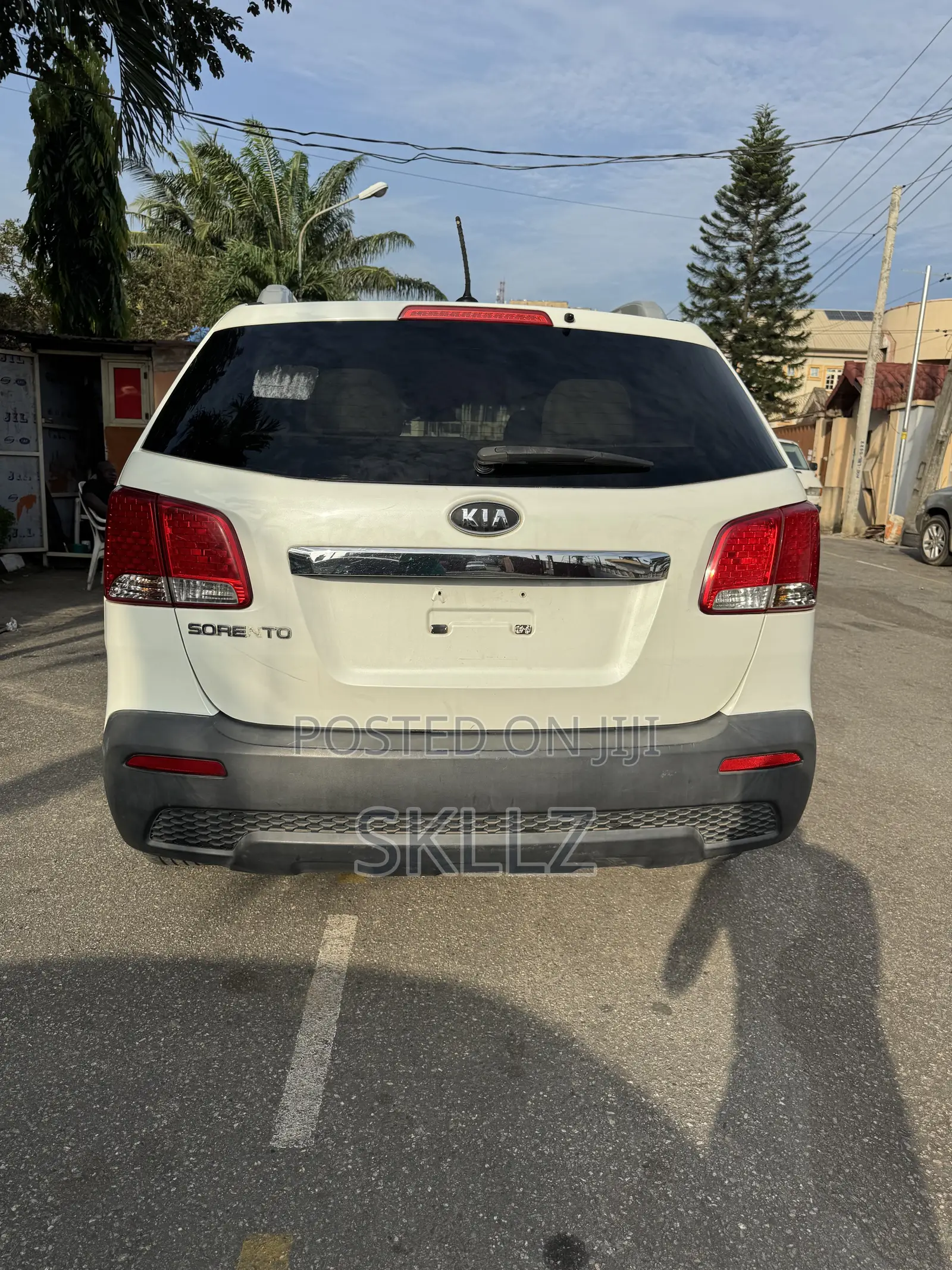 Kia Sorento 2010 White