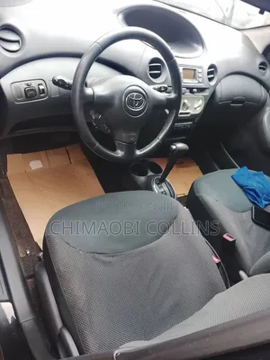 Toyota Yaris 2005 Black