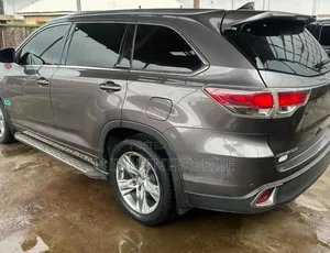 Toyota Highlander 2015 Gray