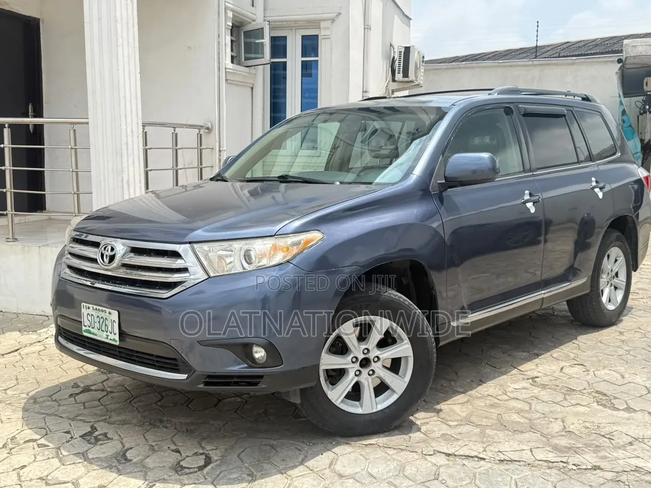 Toyota Highlander 2013 Blue