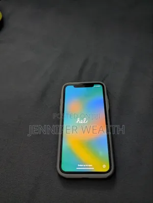 Apple iPhone 11 64 GB Red