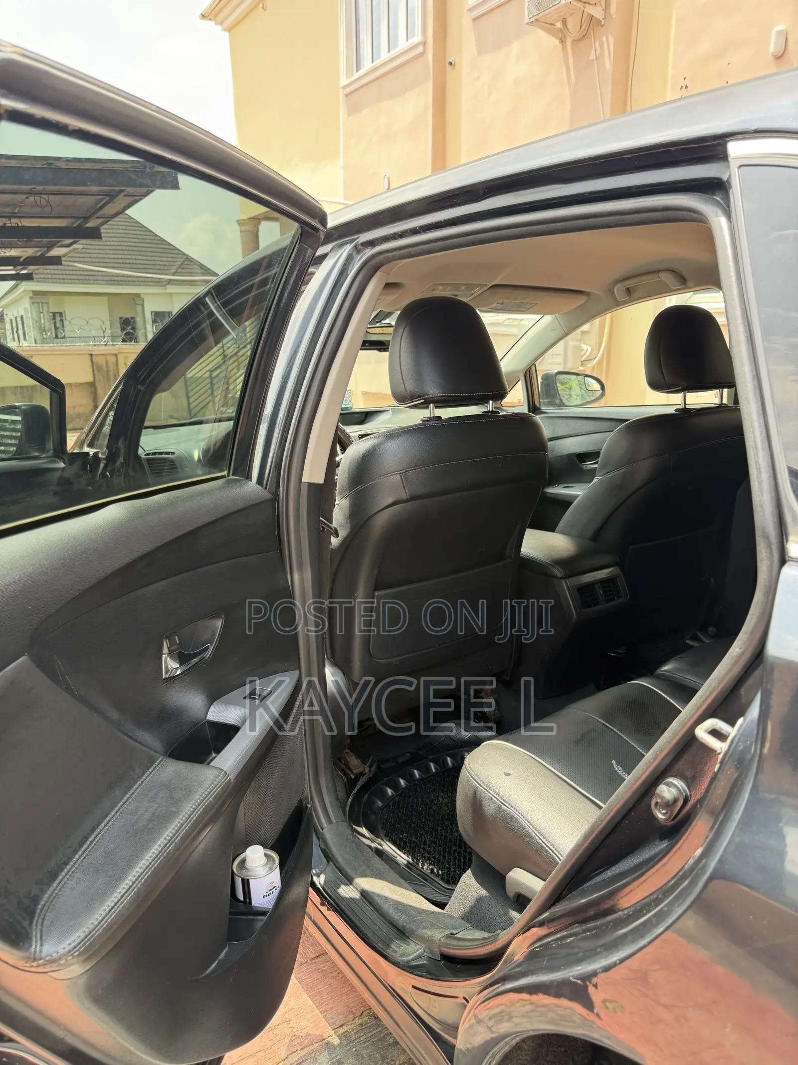 Toyota Venza XLE 2015