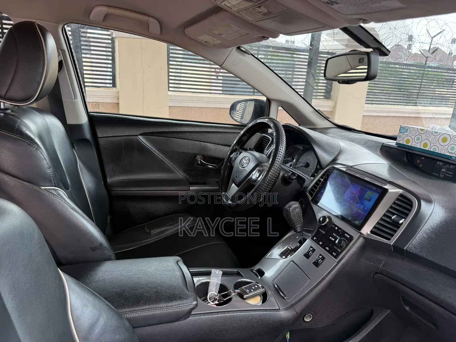 Toyota Venza XLE 2015