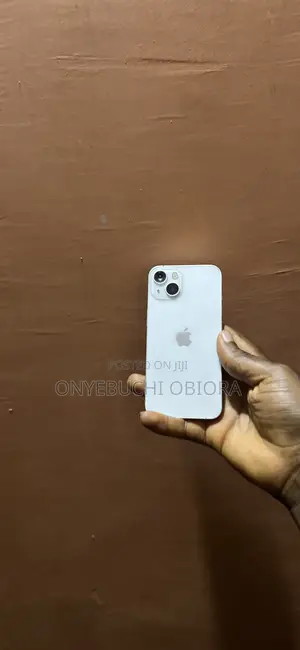Apple iPhone 13 128 GB White