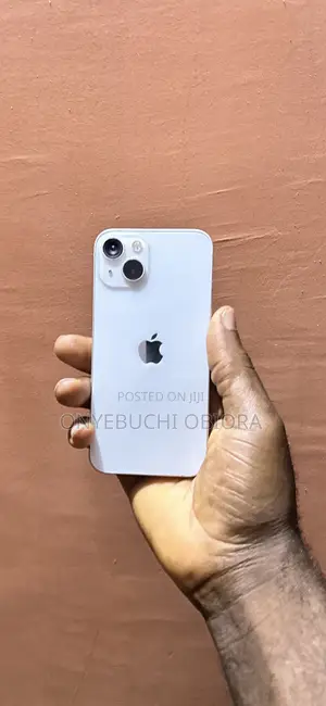 Apple iPhone 13 128 GB White