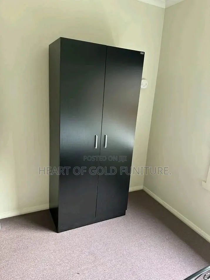 Sweet Family Wardrobe