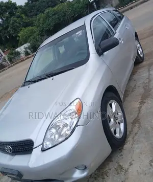 Toyota Matrix 2005 Silver