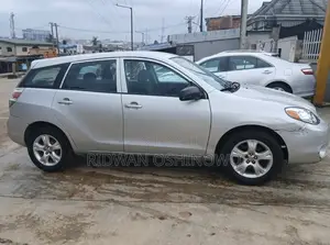 Toyota Matrix 2005 Silver