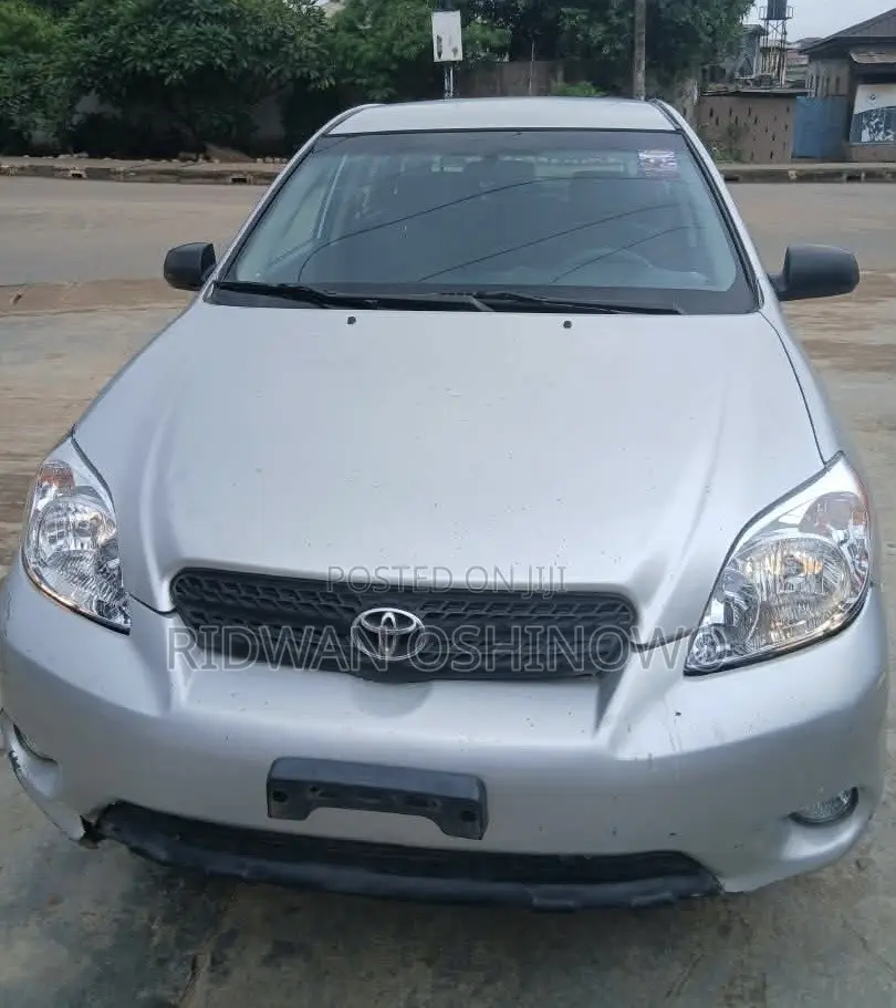 Toyota Matrix 2005 Silver