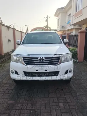 Toyota Hilux 2.7 VVT-i 4X4 SRX 2012 White