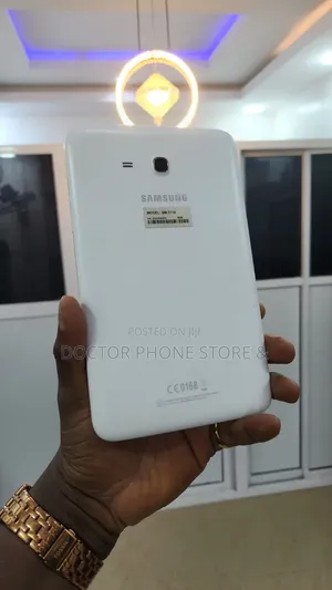 Samsung Galaxy Tab E SM-T561 8 GB White