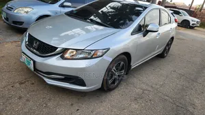 Honda Civic LX 4dr Sedan (1.8L 4cyl CVT) 2014 Silver