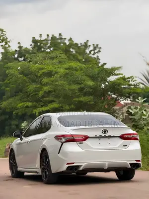 Toyota Camry XSE 2021 White