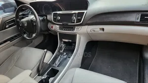 New Honda Accord EX-L V-6 4dr Sedan FWD (3.5L 6cyl 6A) 2013 Gray