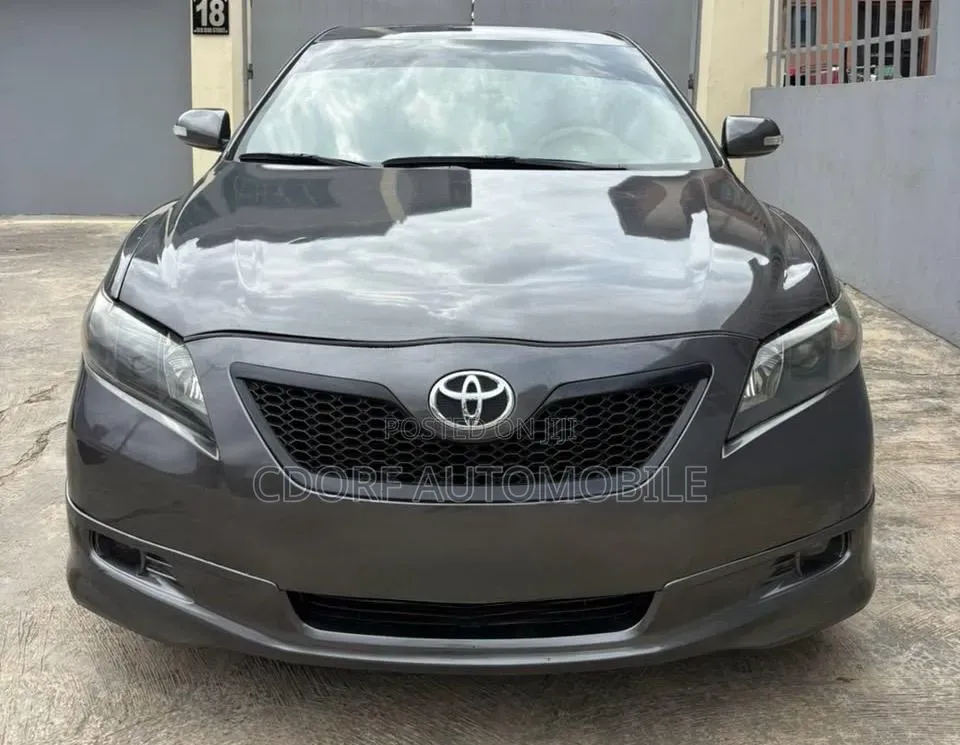 Toyota Camry 2008 Gray