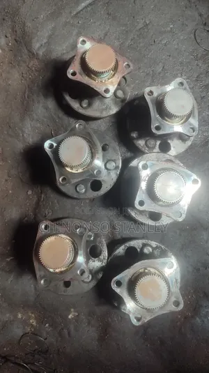 Backhub Varieties