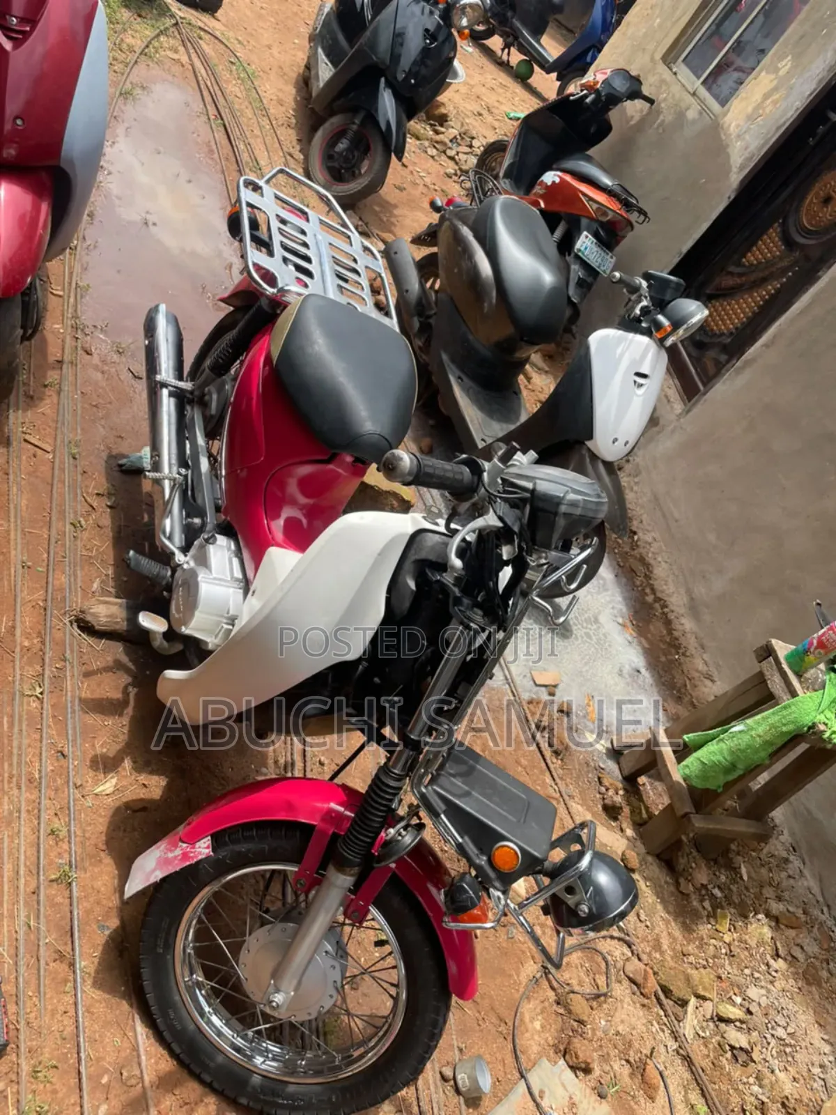 Honda CB 2020 Red